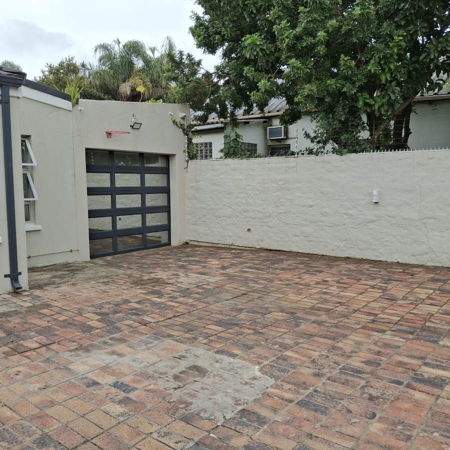 To Let 3 Bedroom Property for Rent in Vincent Eastern Cape